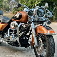 Harley Davidson - Road King 105 centenary