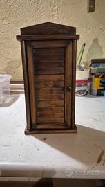 cassetta in legno porta chiavi 