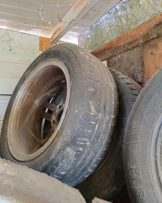 3 copertoni Ford Kia 185 65/15 k