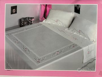 Copriletto e lenzuola