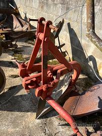 Aratro Ferguson d'epoca