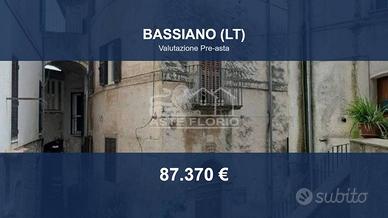 Immobile in asta di 151 m² con più di 5 locali a B