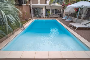 IMMOBILIARE GROUP.VILLA MASCALUCIA PISCINA