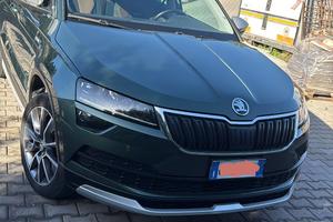 Skoda karoq 2.0 TDI 115kv DSG ALLESTIMENTO SCOUT