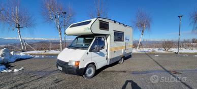 camper ford bensina gpl pronto a partire