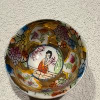 Ciotolina e telefonino da collezione