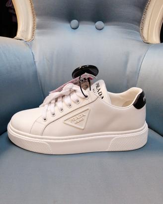 Scarpe  Prada donna numero 37 