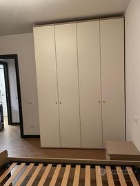 Armadio guardaroba a 4 ante