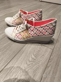 Sneakers Adidas con zeppa