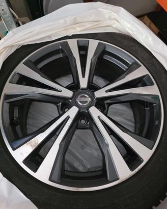 4 GOMME INVRNALI + CERCHI IN LEGA NISSAN QASHQAI
