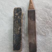 Coramella da barbiere per affilare i rasoi - vinta