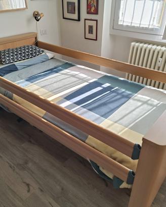 Letto ortopedico elettrico +materasso antidecubito