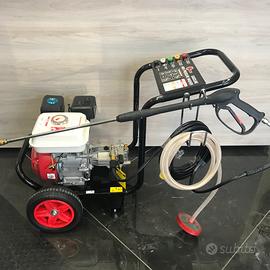 Idropulitrice a benzina 4 tempi 240bar 3000psi