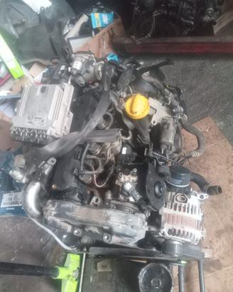 motore Renault 1.5 TDI-K9K/con elettronica Bosh -