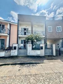 Casa Indipendente con ampi spazi esterni a BOSA