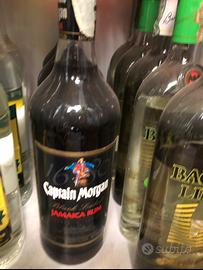 3 bott . Rum Capitan Morgan black lt1