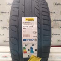 GOMME NUOVE 225/40R19 KORMORAN ESTIVE 4725