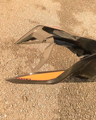cover KTM 890