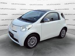 Toyota iq usata