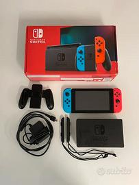 Console Nintendo Switch Completa di Scatola e Acce