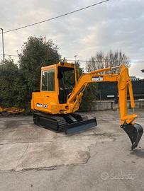 E273 - Escavatore Komatsu PC 25