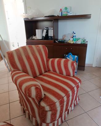 Divano con coppia di poltrone