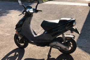 Scooter Aprilia SR 50