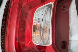 Fanale posteriore destro a led per Kia Picanto 