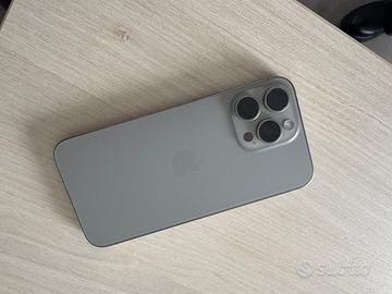 Iphone 15 pro max 256gb Titanio