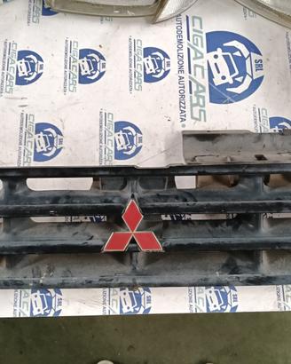 MITSUBISHI PAJERO 1998, MASCHERINA ANTERIORE