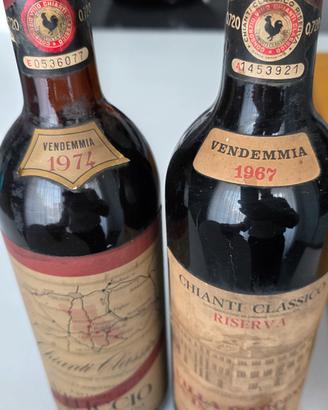 2 Bottiglie di chianti da collezione. 