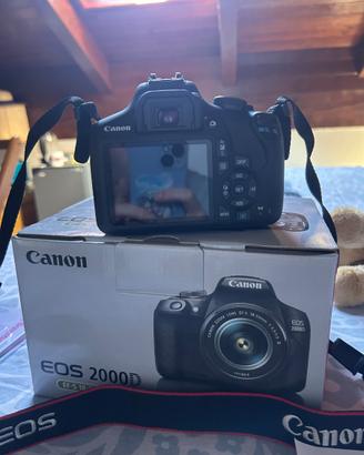 CANON EOS 2000D