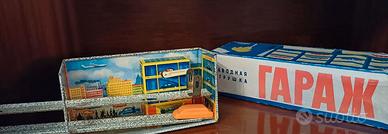 Giocattolo vintage URSS – Garage meccanico