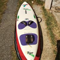 Windsurf completo con vela mq 4,5