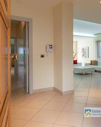 Villa di 664 m² con più di 5 locali a Ortona