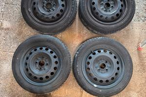 Gomme e cerchi Peugeot 107
