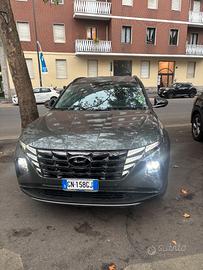 Hyundai Tucson Hybrid  4WD anno 2023 con 44,000