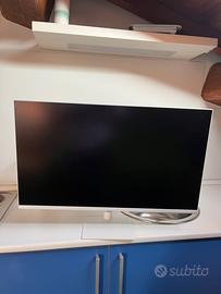 Samsung Monitor M7 32”