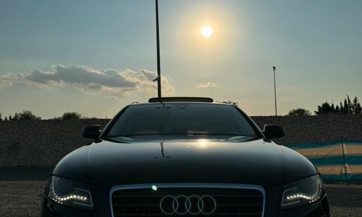 Audi A4 Avant Station Wagon