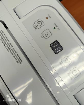 DEUMIDIFICATORE  praticamente nuovo
