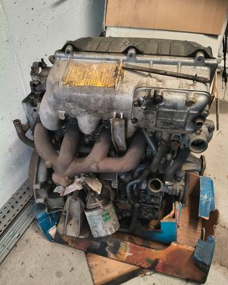 motore Renault trafic mk1 2.1 diesel J8S 852 2068
