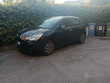 Citroën C3 nera - distribuzione e pompa sostituite