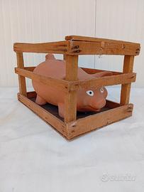 salvadanaio in terracotta