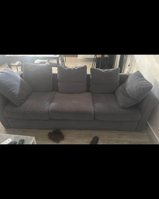 Divano grigio antracite compresa di chaise longue
