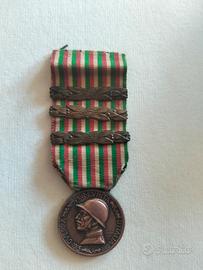 Medaglia 🏅 guerra 1915/1918 con fasciette