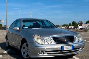 MERCEDES E320