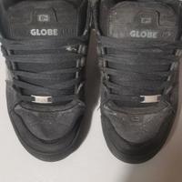 Globe nere