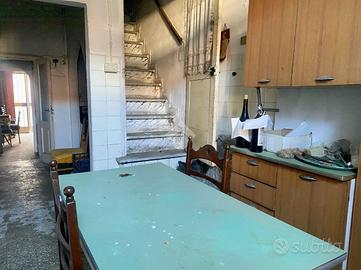 CASA SEMINDIPENDENTE A CASTELNUOVO SCRIVIA