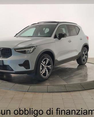 VOLVO Xc40 B3 Mild Hybrid Automatico Plus Dark