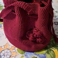 borsa fatta a mano all'uncinetto 